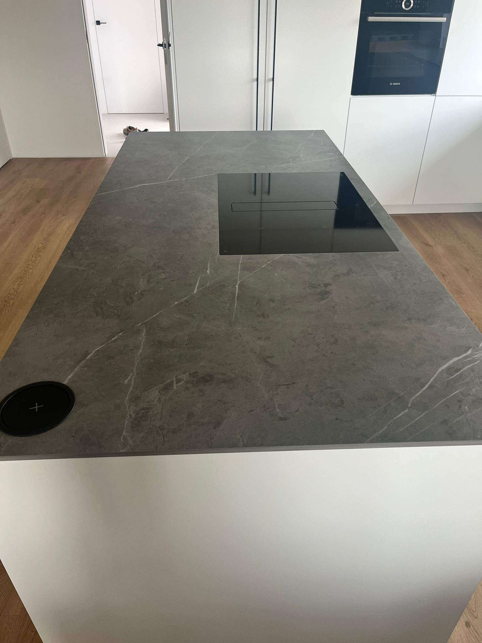 Blat kuchenny z szarego spieku Laminam Pietra Grey