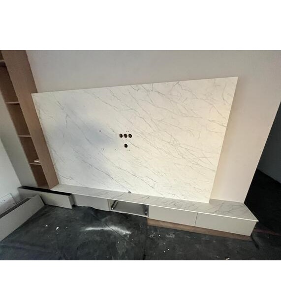 Wykonanie ze spieku Laminam Statuarietto