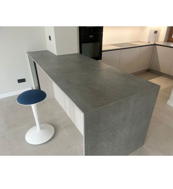 Realizacja z wykorzystaniem spieku Dekton Soke