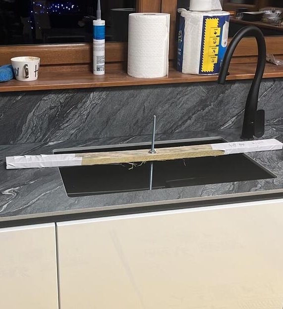 Blaty kuchenne ze spieku Optimum Surfaces Black Tempest