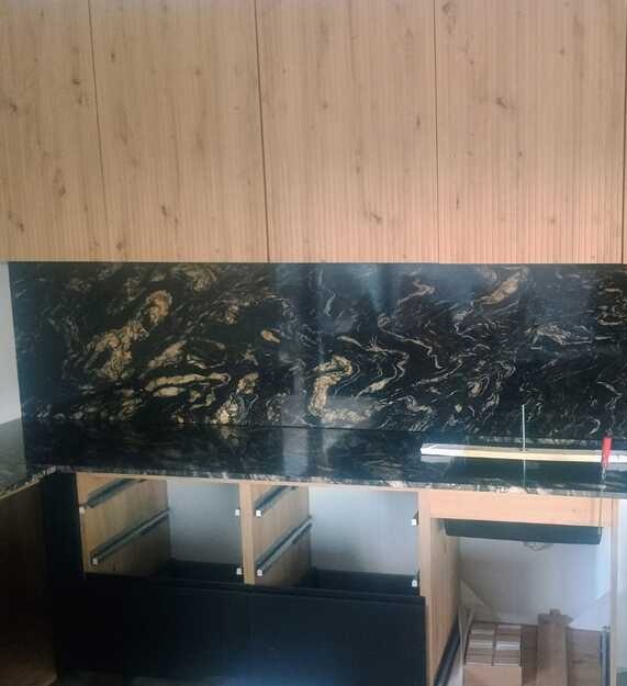 Blat kuchenny z granitu Cosmic Black