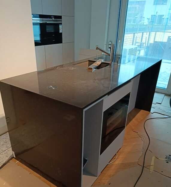 Blaty kuchenne z konglomeratu Technistone Noble Pietra Grey