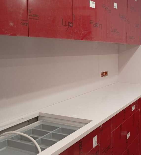 Blaty kuchenne z konglomeratu Silestone Blanco Norte