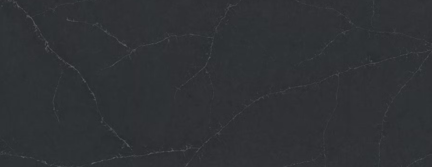 Blat łazienkowy z konglomeratu Silestone Charcoal Soapstone, czarny – matowy