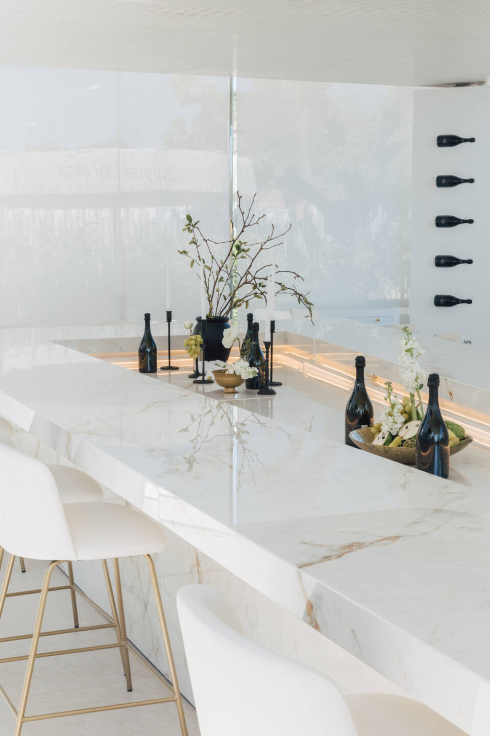 Blat kuchenny ze spieku kwarcowego Neolith Abu Dhabi White, wykonany na wymiar, biały – Silk