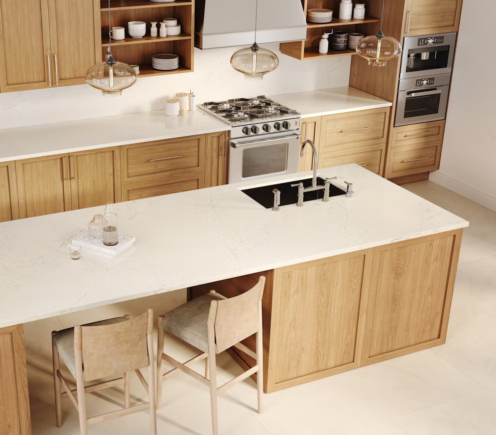 Blat kuchenny z konglomeratu Silestone Siberian Frost, wykonany na wymiar, biały – polerowany