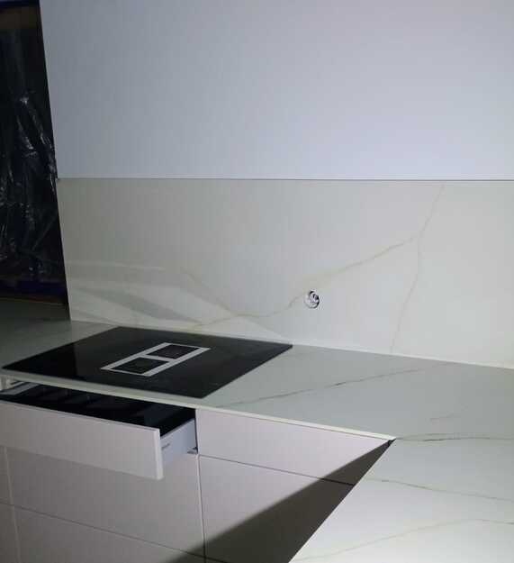 Blaty kuchenne z materiału Laminam Diamond Cristallo Gold