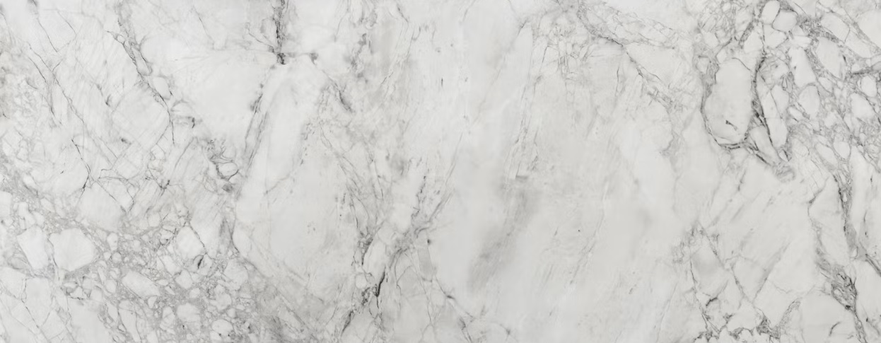 Fartuch kuchenny (Backsplash) ze spieku kwarcowego Dekton Bergen – polerowany