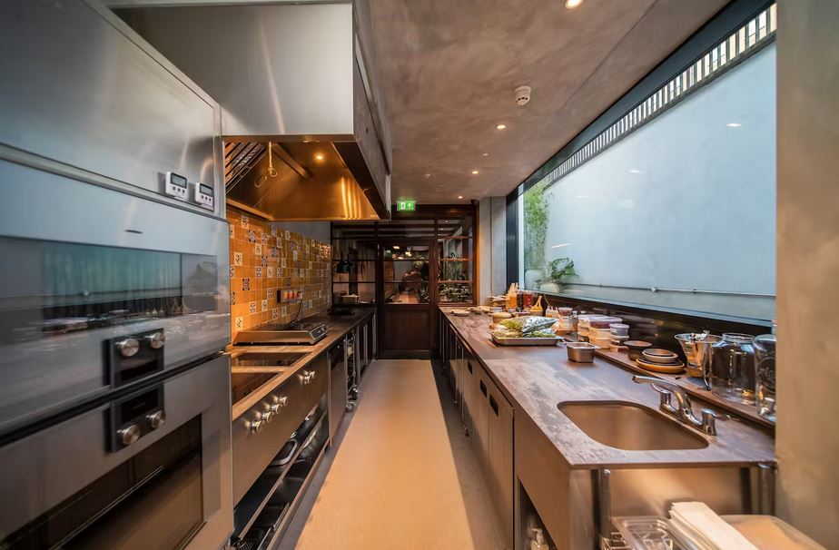 Okładzina ścienna do kuchni (Backsplash) ze spieku kwarcowego Dekton Trilium – matowa