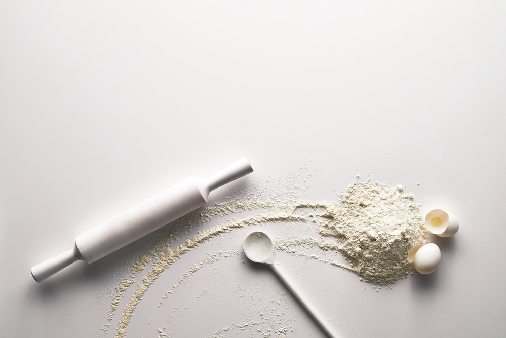 Blat kuchenny z konglomeratu wykonany na wymiar, biały – Caesarstone Vivid White – polerowany